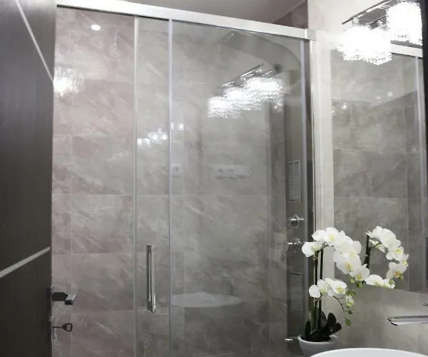 Luxury Dream * Eger